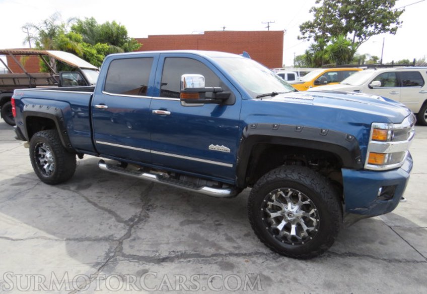 2018 Chevrolet Silverado 2500HD - Image 12