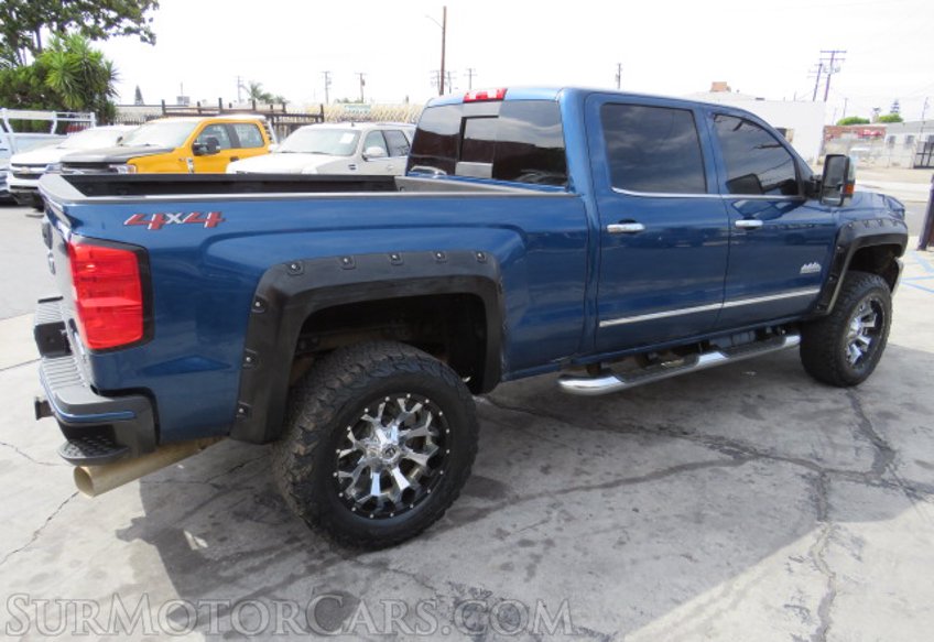 2018 Chevrolet Silverado 2500HD - Image 9