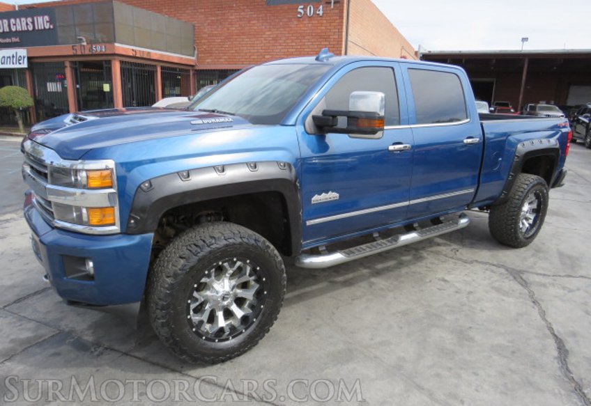 2018 Chevrolet Silverado 2500HD - Image 2