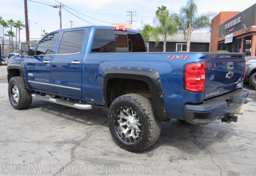 2018 Chevrolet Silverado 2500HD - Image 4