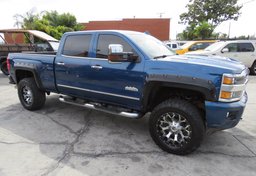 2018 Chevrolet Silverado 2500HD - Image 12