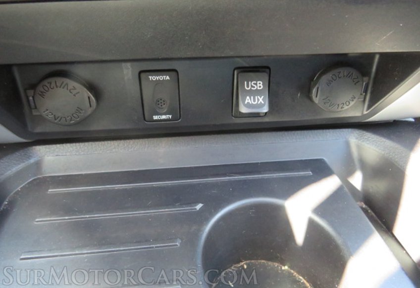 2015 Toyota Tundra 4WD Truck - Image 54