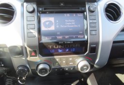 2015 Toyota Tundra 4WD Truck - Image 38