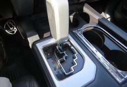 2015 Toyota Tundra 4WD Truck - Image 52