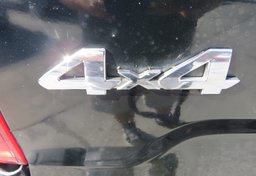 2015 Toyota Tundra 4WD Truck - Image 14