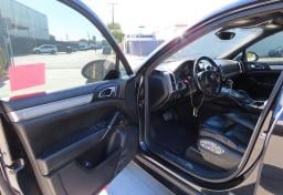 Thumbnail of 2013 Porsche Cayenne