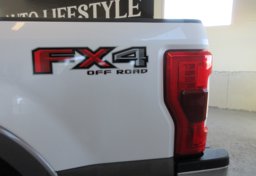 2018 Ford F-350 Super Duty - Image 21