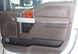 2018 Ford F-350 Super Duty - Image 77