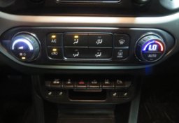 2020 Chevrolet Colorado - Image 38