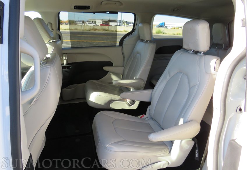 2021 Chrysler Voyager - Image 30