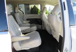 2021 Chrysler Voyager - Image 28