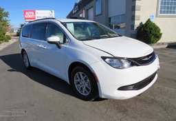 2021 Chrysler Voyager - Image 3