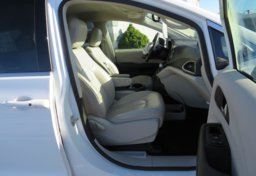 2021 Chrysler Voyager - Image 27