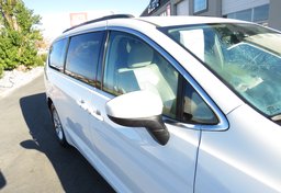 2021 Chrysler Voyager - Image 13