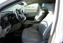 2021 Chrysler Voyager - Image 56