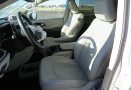 2021 Chrysler Voyager - Image 41