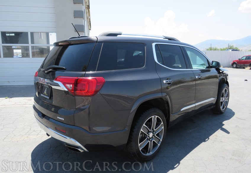 2018 GMC Acadia - Image 7