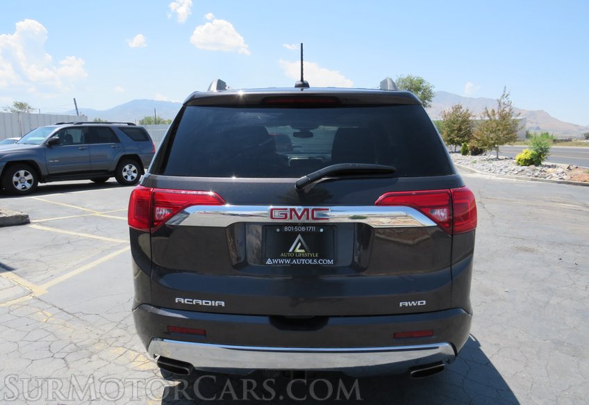 2018 GMC Acadia - Image 11