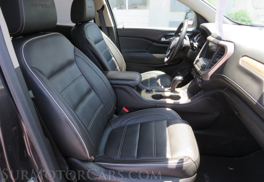 2018 GMC Acadia - Image 27
