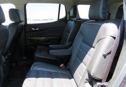 2018 GMC Acadia - Image 30