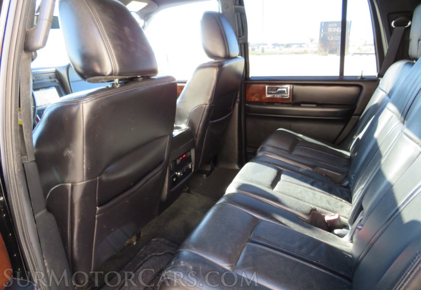 2016 Lincoln Navigator - Image 39