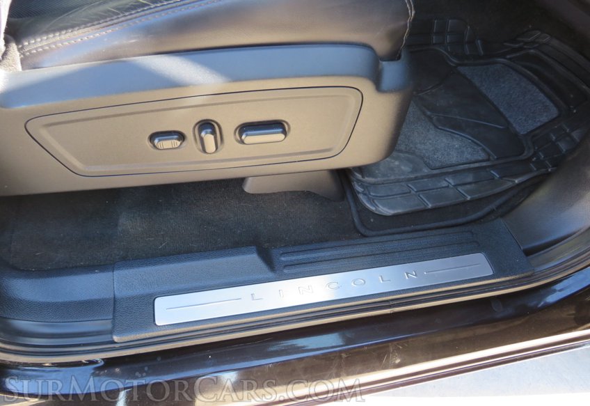 2016 Lincoln Navigator - Image 60