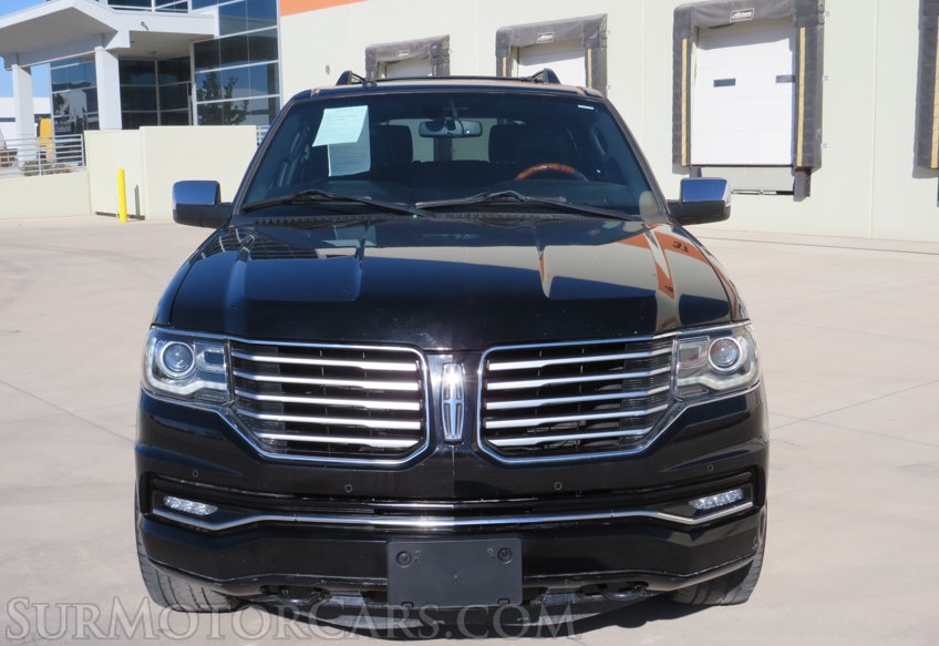 2016 Lincoln Navigator - Image 11
