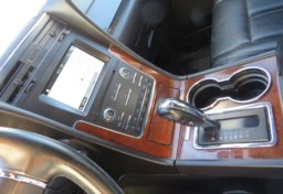 2016 Lincoln Navigator - Image 47