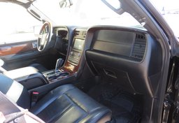 2016 Lincoln Navigator - Image 36