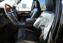 2016 Lincoln Navigator - Image 34