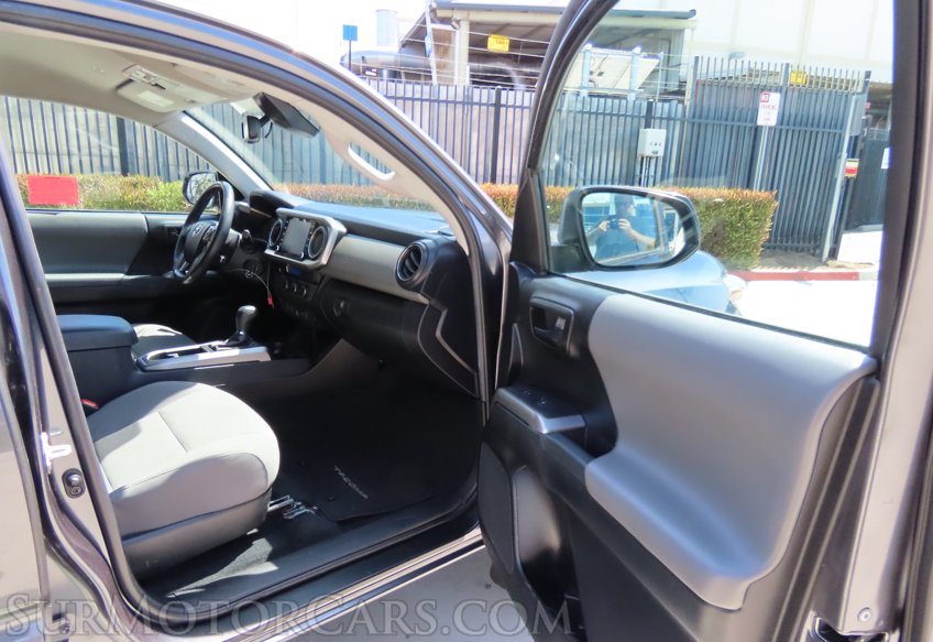 2021 Toyota Tacoma - Image 24