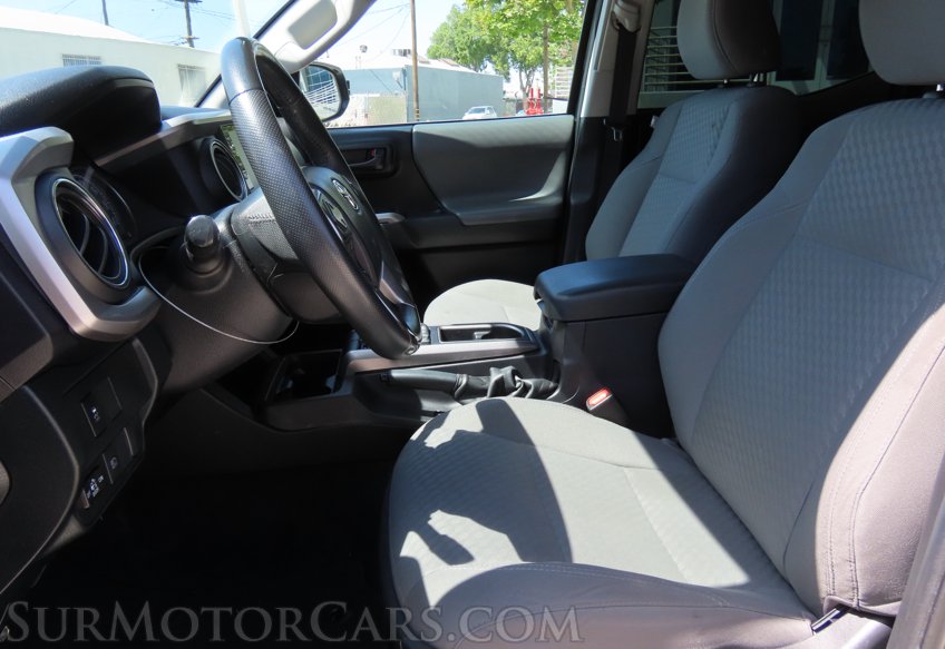 2021 Toyota Tacoma - Image 19