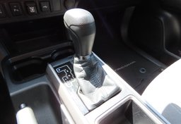 2021 Toyota Tacoma - Image 39