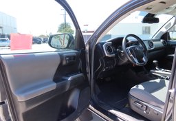 2021 Toyota Tacoma - Image 20