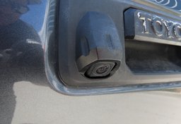 2021 Toyota Tacoma - Image 18