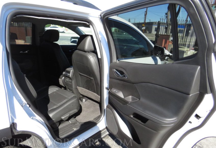 2020 GMC Acadia - Image 25