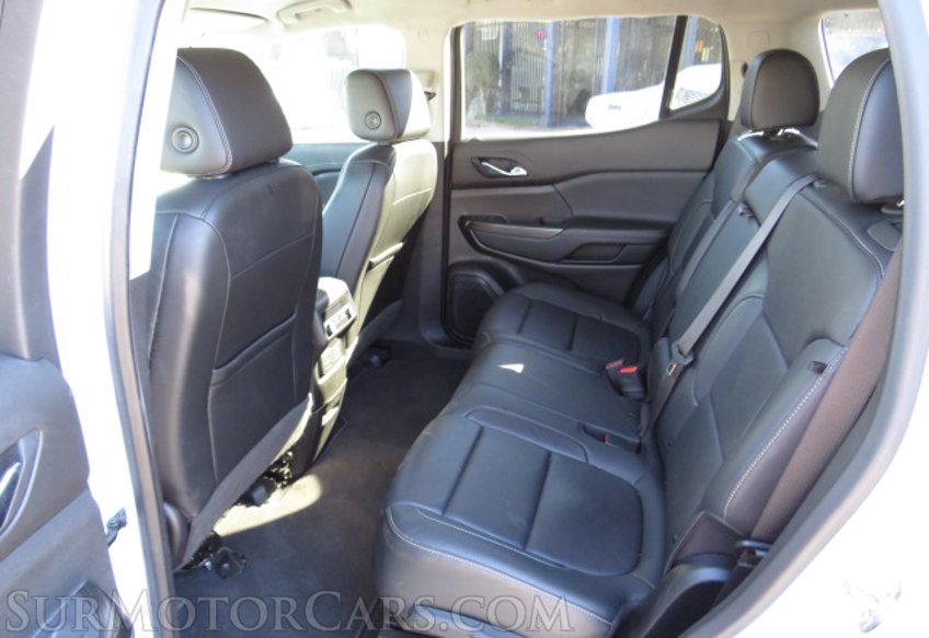 2020 GMC Acadia - Image 32