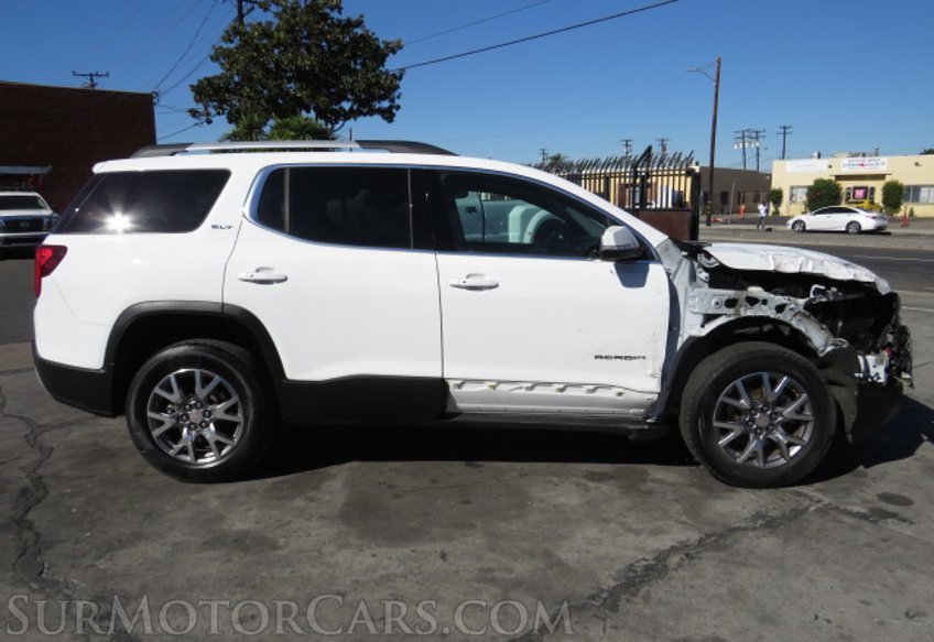 2020 GMC Acadia - Image 12