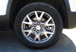 2020 GMC Acadia - Image 17