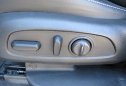 2020 GMC Acadia - Image 42