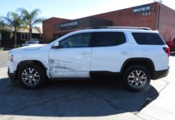 2020 GMC Acadia - Image 11