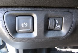 2020 GMC Acadia - Image 41