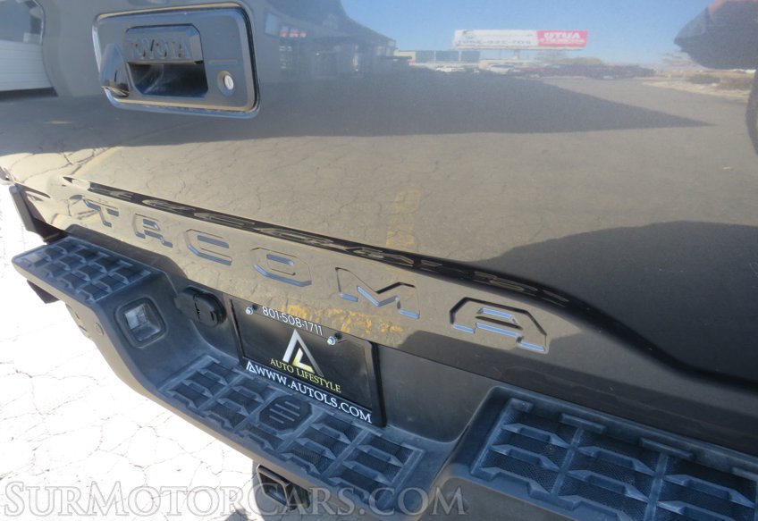 2021 Toyota Tacoma 4WD - Image 22