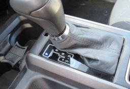 2021 Toyota Tacoma 4WD - Image 42