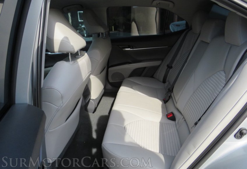 2020 Toyota Camry - Image 26