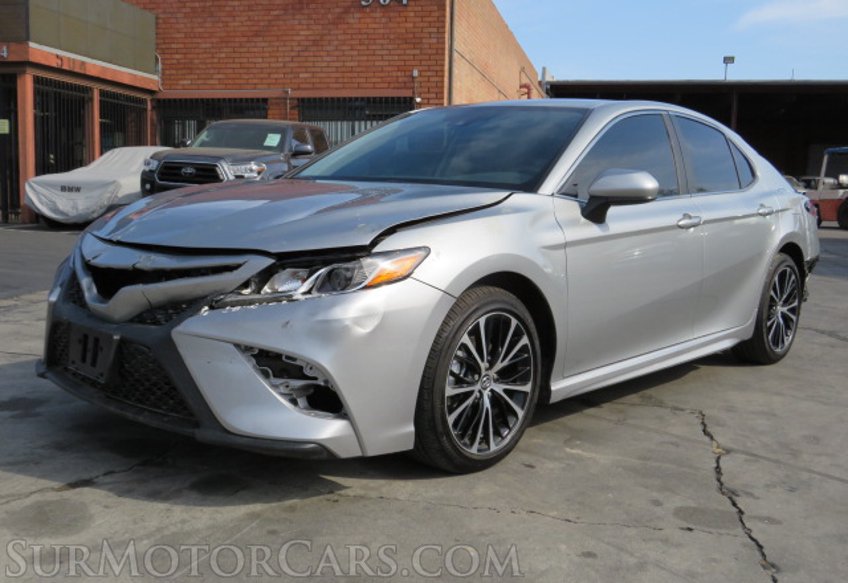 2020 Toyota Camry - Image 2