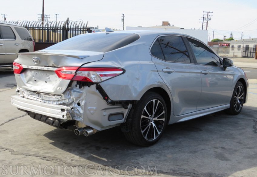 2020 Toyota Camry - Image 5