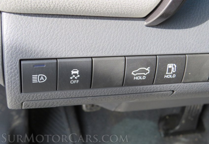 2020 Toyota Camry - Image 38