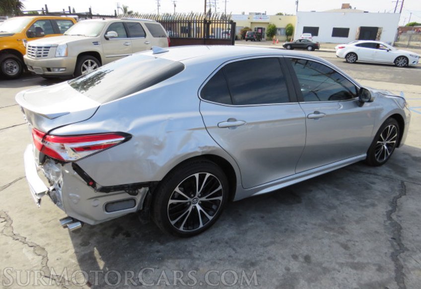 2020 Toyota Camry - Image 7