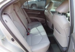 2020 Toyota Camry - Image 28